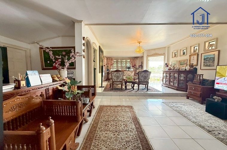 ขายบ้านเดี่ยว 5 ห้องนอน 250 ตร.ม. 125 ตร.ว. เขตคันนายาว