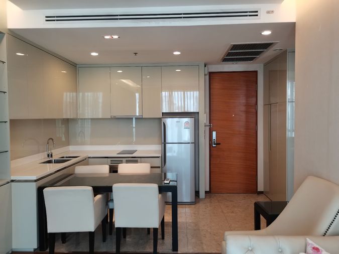 Available for rent! The Address Sukhumvit28. 2 Bedroom with 75sqm. Fully furnished, ready to move in