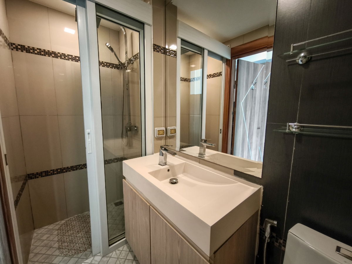 รูป ขายคอนโดพัทยา 2 ห้องนอน สไตล์ลอฟท์ Laguna Beach Resort 2 - รูปที่ 8/22