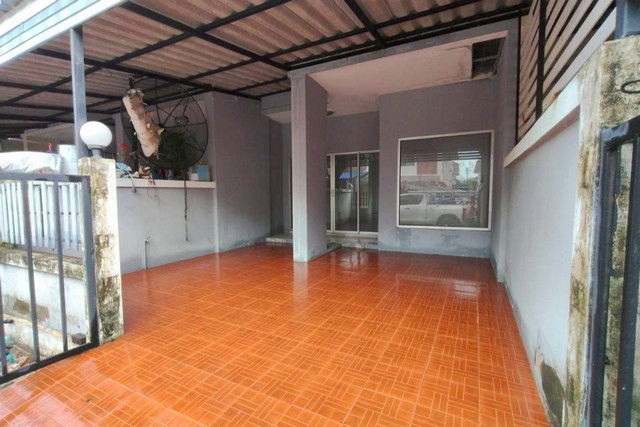 picture FOR SALE  TOWNHOUSE PROPERTY  1000000 BAHT. - 2/8