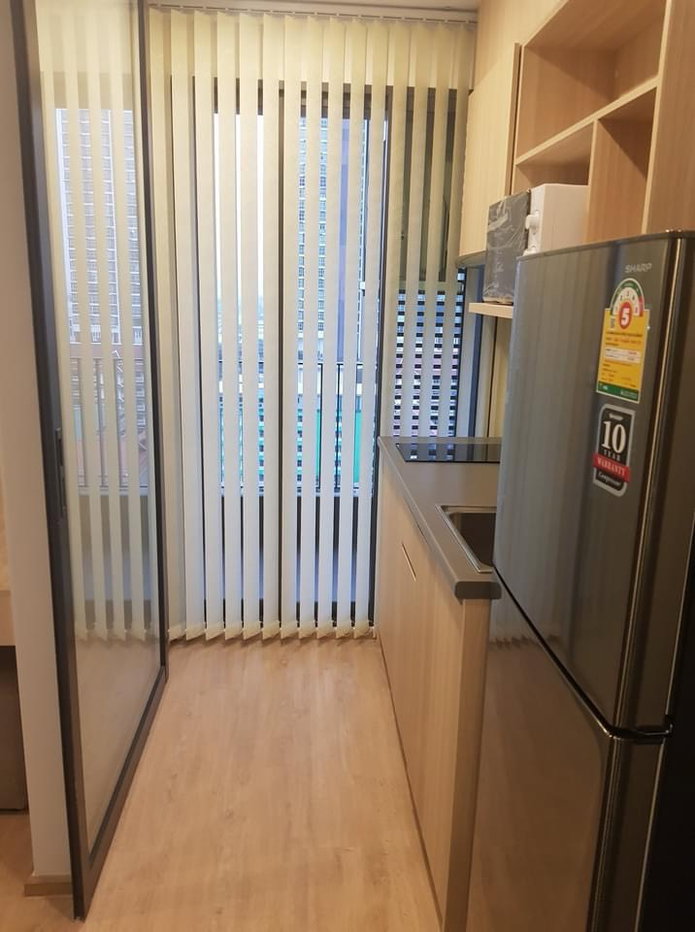 picture Condo for Rent: Ideo O2 Near BTS Bang Na (approx. 300 meters) - 9/13
