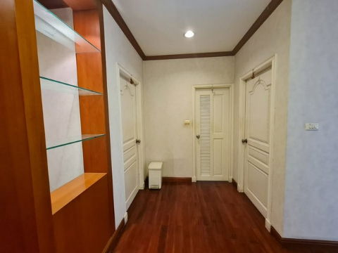 รูป HR3240ให้เช่าบ้านเดี่ยวหลังใหญ่ 5 ห้องนอน ทำเลเลียบด่วน-เกษตรนวมินทร์ หมู่บ้านชวนชื่น ลาดพร้าว พื้นที่ใช้สอยจุใจ 347 ตร.ม. พร้อมเฟอร์นิเจอร์ - รูปที่ 5/25