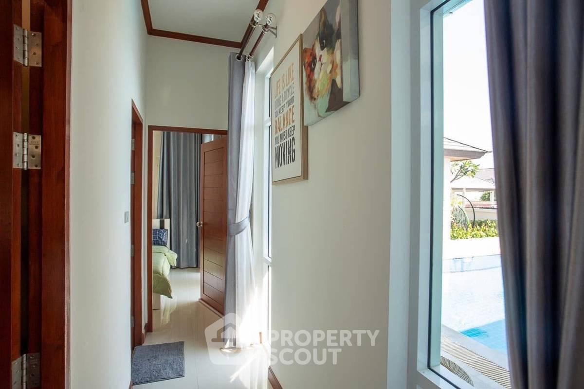 picture 3-BR Condo 150 Sqm For Sale, Beach 7 Condominium Near Jomtien Beach (ID 2673223) - 26/31