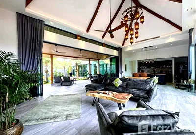 Houses for sale Phuket : 3 Bedroom Villa for sale in Si Sunthon, Phuket  6043157