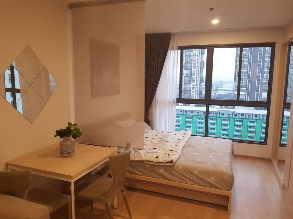 picture Condo for Rent: Ideo O2 Near BTS Bang Na (approx. 300 meters) - 7/13