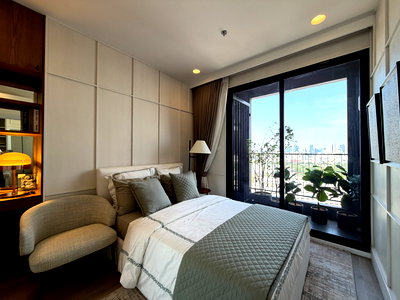 ขายคอนโด : ขายห้องโครงการ The crown residences 2 ห้องนอน ราคาดีที่สุดบนถนนพระราม4 ใกล้จุฬาฯ