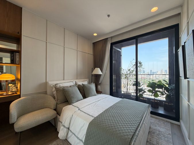 ขายห้องโครงการ The crown residences 2 ห้องนอน ราคาดีที่สุดบนถนนพระราม4 ใกล้จุฬาฯ