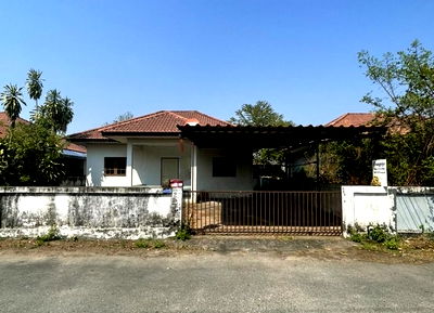 Houses for sale Chonburi : FOR SALE  HOUSE PROPERTY  1150000 BAHT.