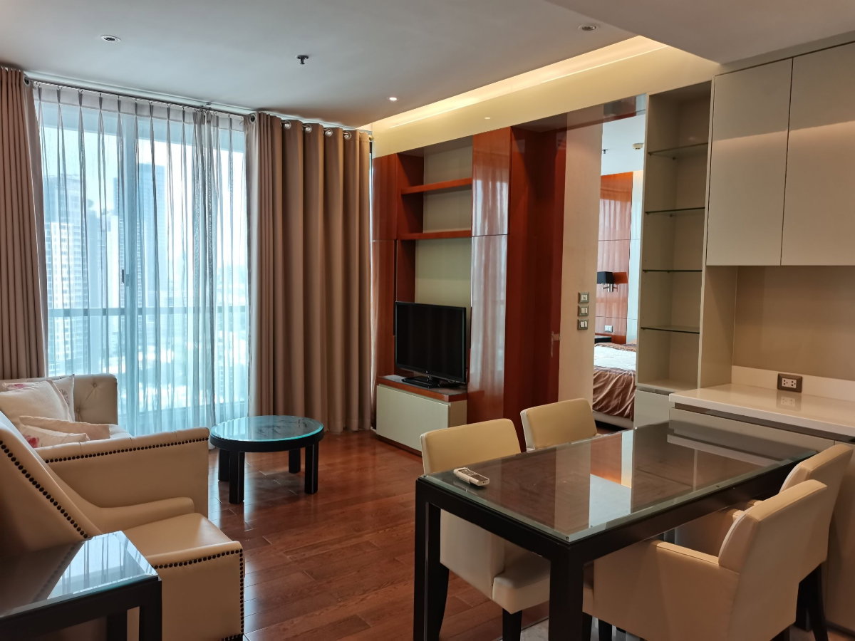 รูป Available for rent! The Address Sukhumvit28. 2 Bedroom with 75sqm. Fully furnished, ready to move in - รูปที่ 2/21