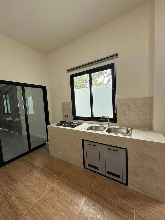 รูป บ้านพูลวิลล่าห้วยใหญ่พัทยาทำเลเงียบสงบ บนพื้นที่ 95ตารางวา 3ห้องนอน 4ห้องน้ำ - รูปที่ 9/13