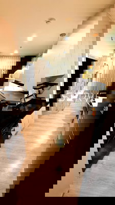 Condos for rent : Corner Unit 1 Bed  Large Room High Fl.30+ Fully furnished Good Location MRT Thailand Cultural Centre Station @ Noble Revolve Ratchada 