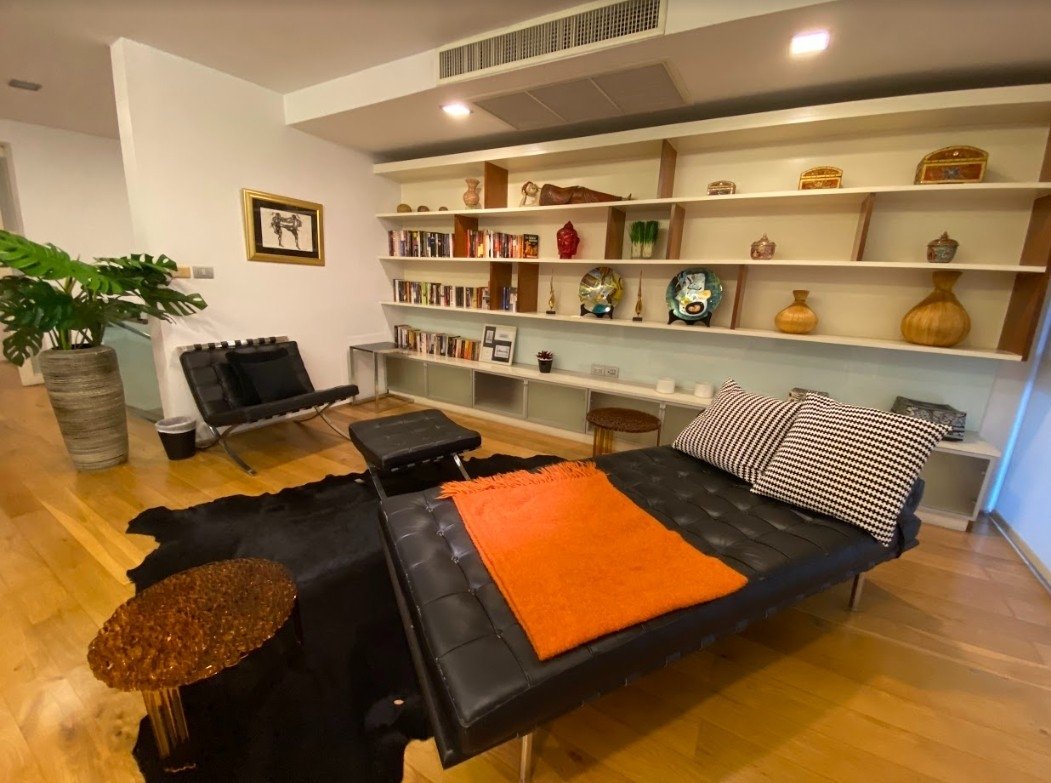 รูป LTHC7678 – Ficus Lane FOR RENT 2+1 bed 4 baths Size 253 Sq.M. Near BTS Phra Khanong station ONLY 150k/month - รูปที่ 4/9