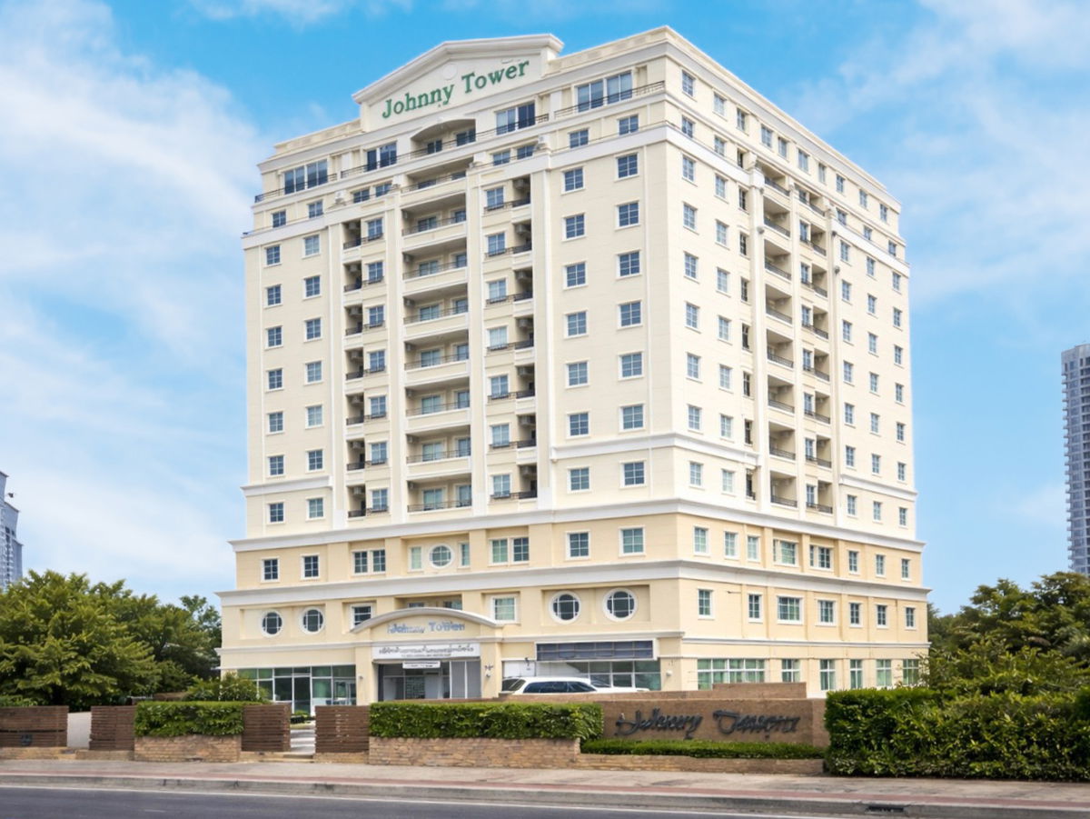 รูป ขายราคาพิเศษ จอนนี่ ทาวเวอร์ 35.33 ตร.ม. ชั้น 10 ทำเลห้วยขวาง เดินทางสะดวก ใกล้ MRT แหล่งไลฟ์สไตล์ ออฟฟิศ รีโนเวทใหม่ พร้อมเฟอร์ [ห้วยขวาง-พระราม9] - รูปที่ 2/42