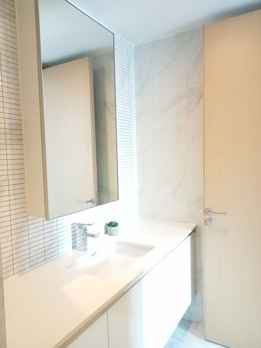 ให้เช่าคอนโด ไฮด์ สุขุมวิท 11 (S03-1794)