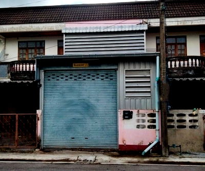 ทาวน์โฮม ตรัง : FZF_076 ขายทาวน์เฮ้าส์ ซอยจันทรังษี 1 ถนนจันทรังสิกุล ต. ย่านตาขาว อ.ย่านตาขาว จ.ตรัง