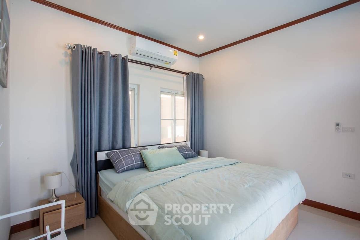 picture 3-BR Condo 150 Sqm For Sale, Beach 7 Condominium Near Jomtien Beach (ID 2673223) - 22/31
