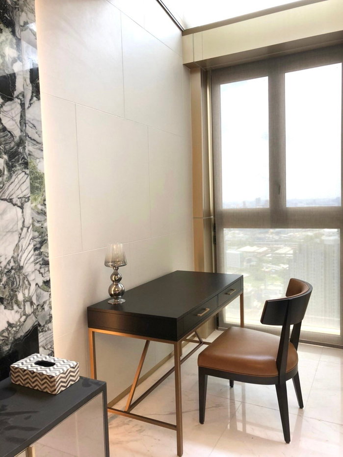 รูป LTHC7244 – Noble Ploenchit FOR RENT 2 beds 3 baths Size 170 Sq.M. Near BTS Phloen Chit stations ONLY 180k/month - รูปที่ 6/6