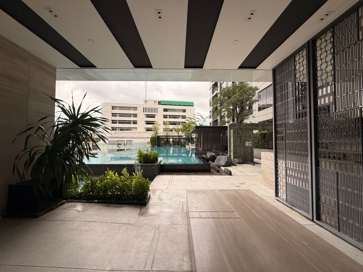 รูป 🏙️ ขายคอนโดวิวหลักร้อยล้าน ใจกลางสาทร "The Room Sathorn–St. Louis" - รูปที่ 26/39