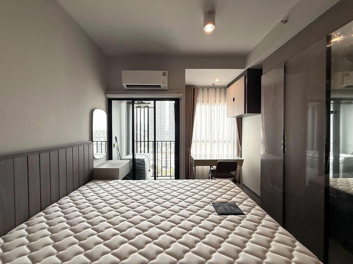 รูป ปล่อยเช่า‼️คอนโดไอดีโอ รามคำแหง - ลำสาลี สเตชั่น ใกล้ MRT📸 ห้องใหม่‼️ ขนาด 24.5 ตร.ม. 1 นอน 1 น้ำ📌เฟอร์นิเจอร์เครื่องใช้ไฟฟ้าครบ💦 The Mall บางกะปิ - รูปที่ 4/33