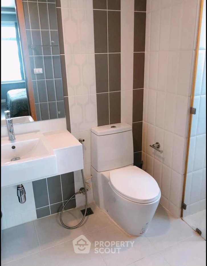 picture 2-BR Condo at Circle Condominium near MRT Phetchaburi (ID 375255) - 5/11