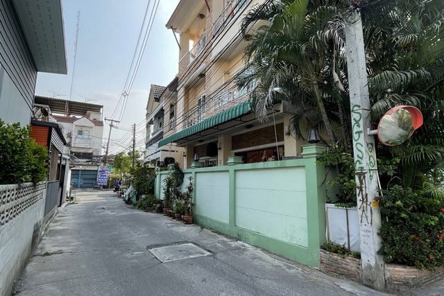 รูป F7-0080 ขายทาวน์เฮ้าส์ ต. มะขามหย่ง อ.เมืองชลบุรี จ.ชลบุรี - รูปที่ 6/8