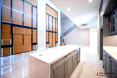 บ้านเดี่ยว เขตบางกะปิ : Narasiri Krungthep Kreetha 👑 บ้านเดี่ยว Ultra-Luxury มีความเป็นส่วนตัว บนทำเลศักยภาพกรุงเทพกรีฑา