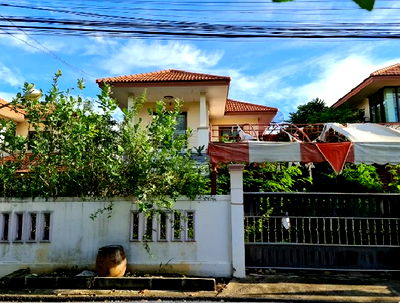 บ้านเดี่ยว ปทุมธานี : BP00414 ขายบ้านเดี่ยว หมู่บ้าน อิสรา 3 เฟส 2 ถนน บ้านทองสะอาด(ปท.3013) ตำบล คลองพระอุดม อำเภอ ลาดหลุมแก้ว จังหวัด ปทุมธานี