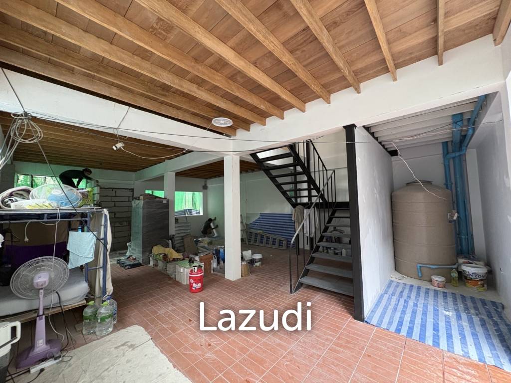 รูป 220 sqm corner retail building in Ban Bat Bangkok - รูปที่ 4/6