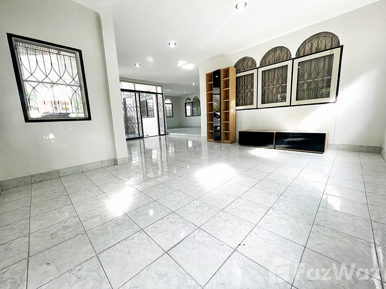 รูป บ้านเดี่ยวให้เช่า 3 ห้องนอน ใน ลาดพร้าว, กรุงเทพมหานคร 1661136 - รูปที่ 3/17