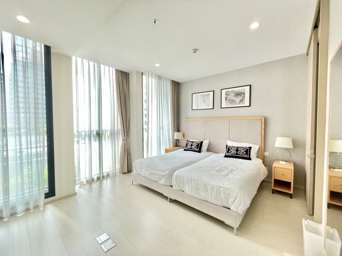 รูป 🔥✨ ให้เช่า Noble Ploenchit 70 ตร.ม. 2 นอน 1 น้ำ! หรูหรา สะดวกสบาย ติด BTS เพลินจิต 🚆 ใจกลางเมืองพร้อมอยู่! 🏙️ (DSG316) - รูปที่ 1/8