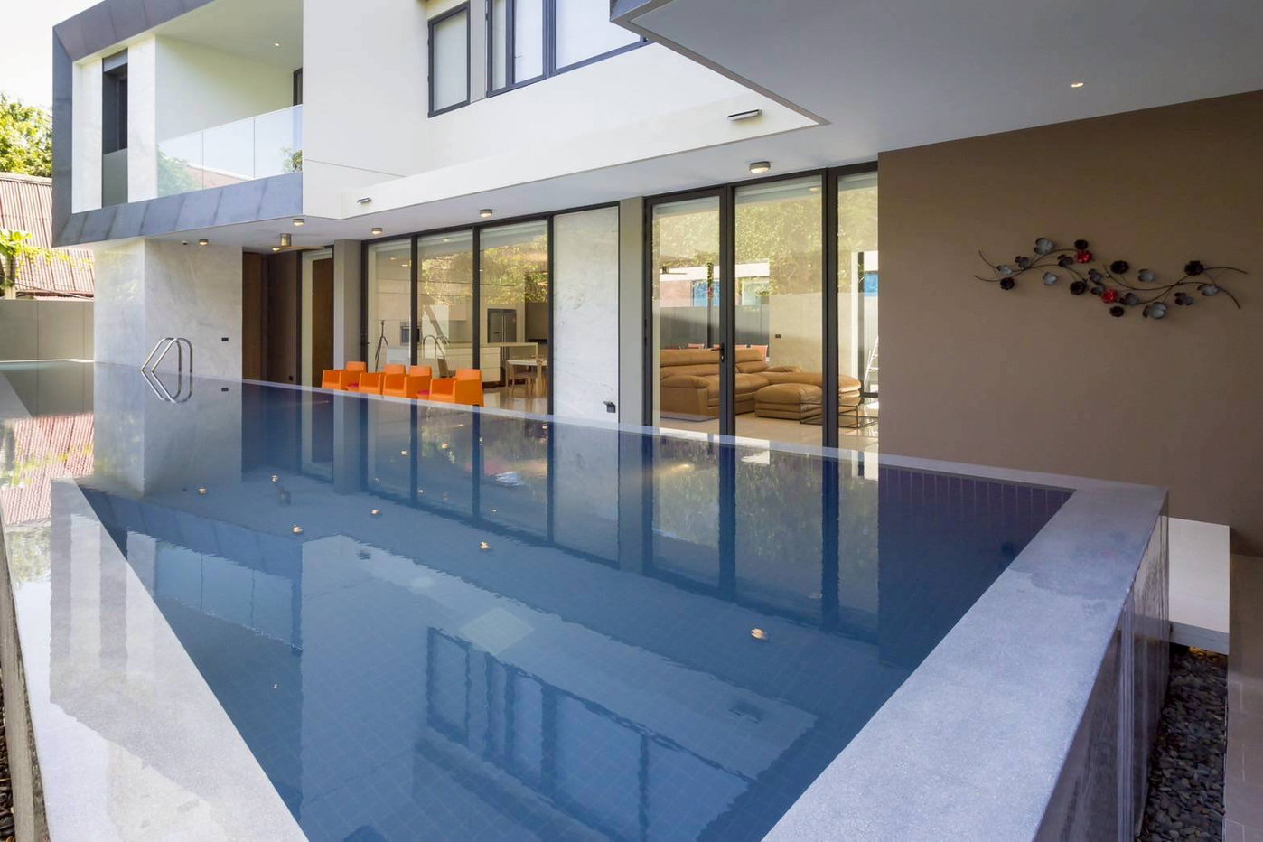 picture LTH14438 – House for Rent | Ekkamai Soi 8 | 127.3 sq.w. | 2 Beds 3 Baths | Near Ekkamai | 230K/Month  - 15/17