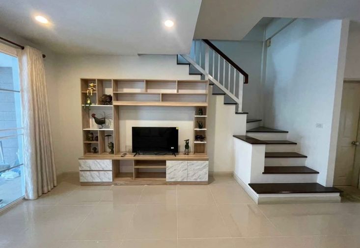3-bed townhouse for rent, 18 sq wah, Townplus Kaset-Nawamindra
