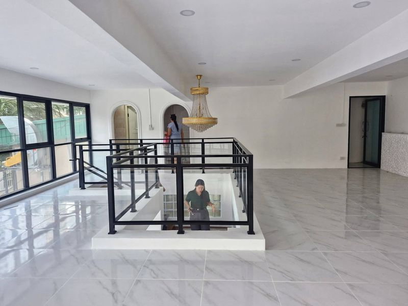 รูป ให้เช่าออฟฟิศจอมเทียน พัทยา ทำเลดี ใกล้ทะเล เดินทางสะดวก - รูปที่ 6/14