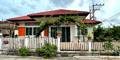 Houses for sale Ammata City Industrial Estate : FOR SALE  HOUSE PROPERTY  1700000 BAHT.