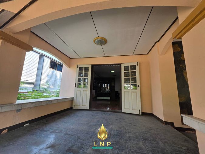 3-bed house for sale, 225 sqm, 77.2 sq wah, Wararom Phetkasem 81