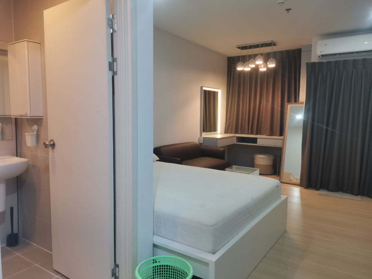 รูป ให้เช่าราคาดีที่สุดศุภาลัยปาร์คตลาดพลู ใกล้btsตลาดพลู ห้องสวย เฟอร์ครบ มีเครื่องซักผ้า ตอบไว0649742441 - รูปที่ 9/9