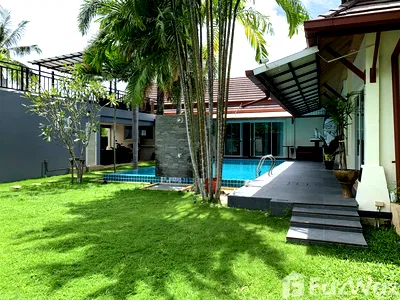 Houses for rent Phuket : Large Garden Villa Offering Great Living Experience  1033220