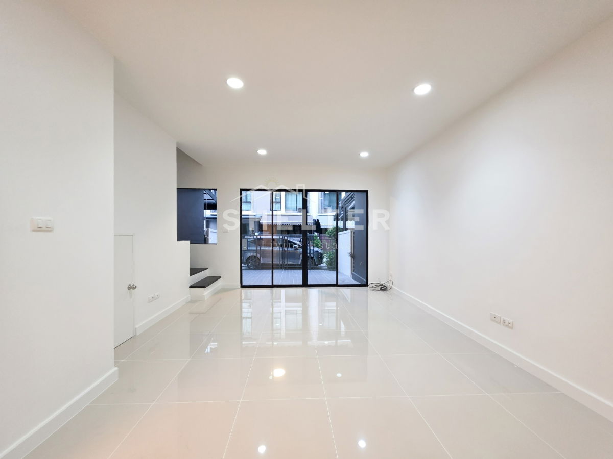 รูป ทาวน์โฮมใกล้ MRT สีส้ม รามคำแหง เชื่อมต่อได้ทั้งเส้น เลียบทางด่วน - รามคำแหง - พระราม 9 🚘 - รูปที่ 7/22