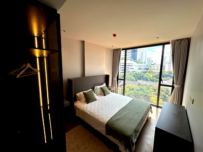 คอนโดให้เช่า : ว่างพร้อมเช่า สองห้องนอน เเต่งครบ พร้อมเข้าอยู่ 