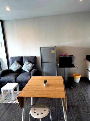 Condos for rent Ekamai International School : Condo for rent, Noble Remix, 47 sq m, 1 bedroom, 1 bathroom, 10th floor.