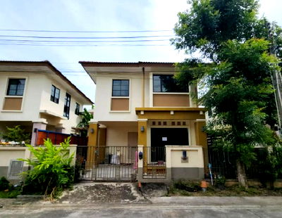 บ้านเดี่ยว เมืองฉะเชิงเทรา ฉะเชิงเทรา : BP00981 ขายบ้านแฝด หมู่บ้าน เอโทล บาหลีบีช อ่อนนุช-ลาดกระบัง ถนน หลวงแพ่ง ตำบล คลองหลวงแพ่ง อำเภอ เมืองฉะเชิงเทรา จังหวัด ฉะเชิงเทรา