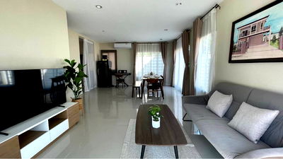 เช่าบ้านเดี่ยว ม.สยาม : ให้เช่าบ้าน 2 ชั้นในโครงการ สันกำแพง-เชียงใหม่ เฟอร์นิเจอร์และเครื่องใช้ไฟฟ้าครบ พร้อมอยู่ (R913) T.0946511456