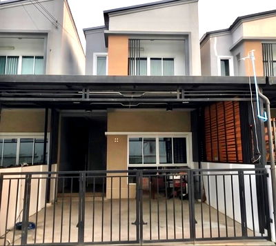 ทาวน์โฮมให้เช่า : ให้เช่าบ้าน วี-อไลฟ์ 2 ลำลูกกา คลอง 7 