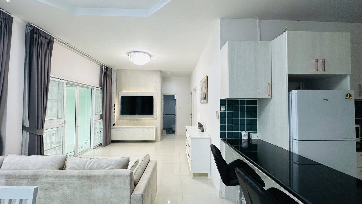 รูป House for Rent in East Pattaya Fully Furnished Corner House - รูปที่ 3/12