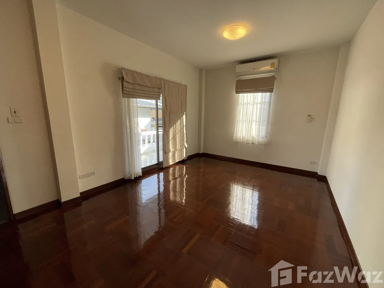 รูป บ้านเดี่ยวให้เช่า 4 ห้องนอน ในโครงการ สุขุมวิท วิลล่า 1180684 - รูปที่ 10/15