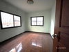 listing thumbnail image 34