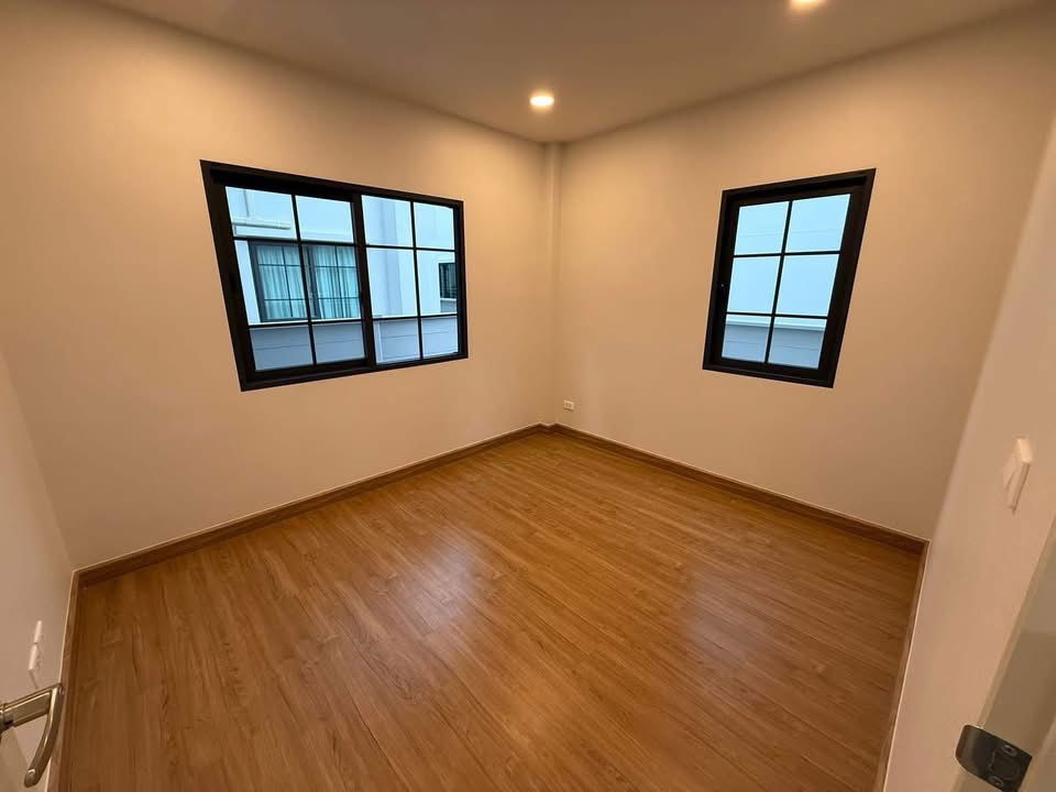 รูป ขายบ้านเดี่ยว Centro Bangna Phase 2 หลังใหญ่ 4 นอน 250 ตร.ม. Fully Furnished ใกล้ Mega Bangna - รูปที่ 9/23