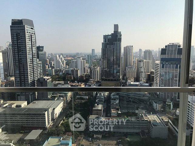 รูป คอนโด 3 ห้องนอน 87 ตร.ม. ชั้น 32 โครงการ ไฮด์ สุขุมวิท 11 ใกล้ BTS นานา 300 ม. (ID 2676858) - รูปที่ 45/45