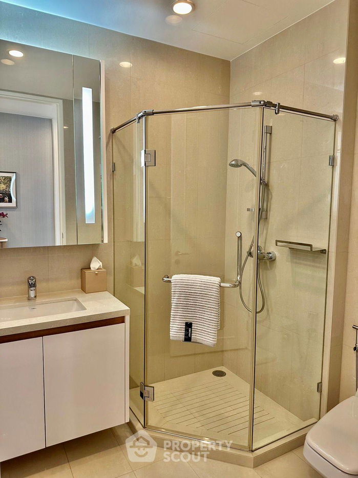 picture 2-BR Condo at Q Langsuan near BTS Ratchadamri (ID 1177252) - 11/18