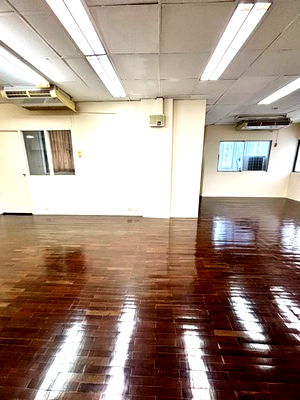 เช่าสำนักงาน ถนนเพชรบุรี (ตัดใหม่) กรุงเทพฯ : OF0505 อาคารออฟฟิศให้เช่า อาคารอเนกวณิช กรุงเทพมหานคร